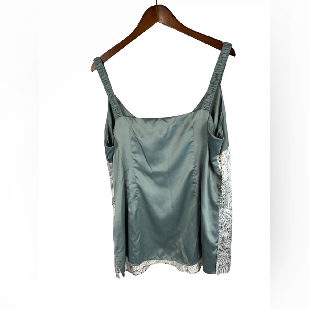 SOFT SURROUNDINGS Blue Teal Mandala Print Satin Sleeveless Tank Blouse Size 1X - Picture 2 of 9